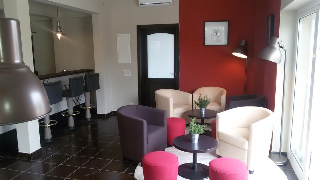 Viktoria Lodge Bed And Breakfast Vodice Exterior photo