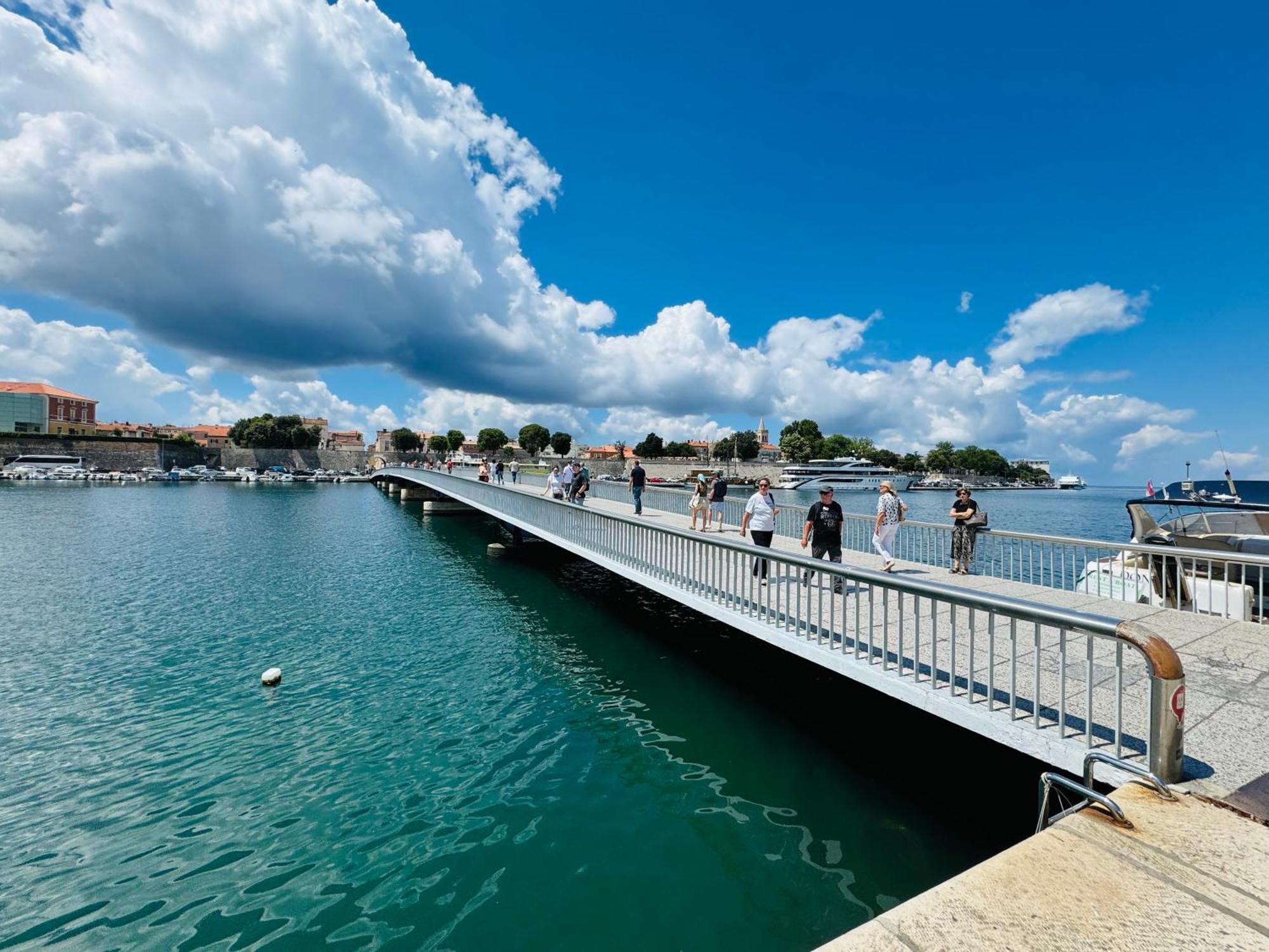 Viktoria Lodge Bed And Breakfast Vodice Exterior photo