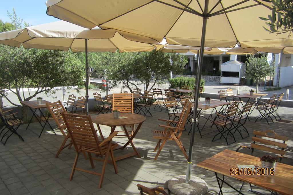 Viktoria Lodge Bed And Breakfast Vodice Exterior photo