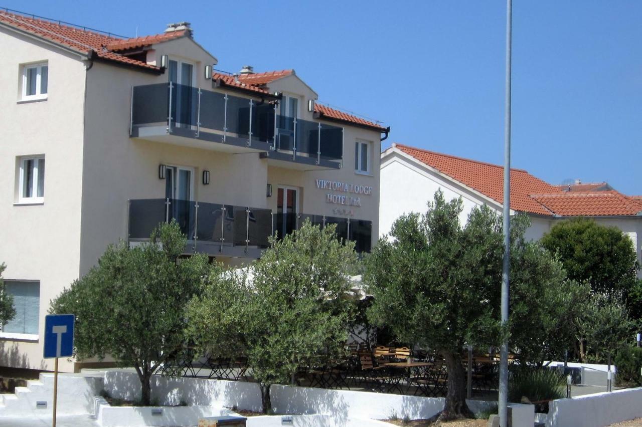 Viktoria Lodge Bed And Breakfast Vodice Exterior photo